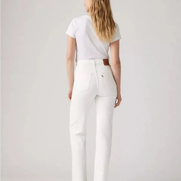 Levi’s Ribcage Straight Jean - Picture 3 of 13